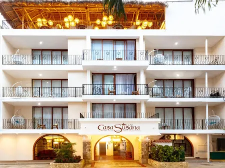 Casa Doña Susana Отели рядом с достопримечательностью «Los Muertos Beach Pier»