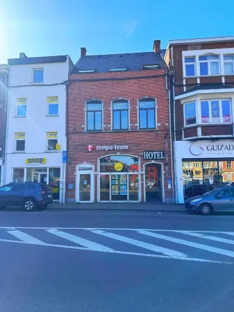 Familyhotel Отели в г. Шомон-Жисту