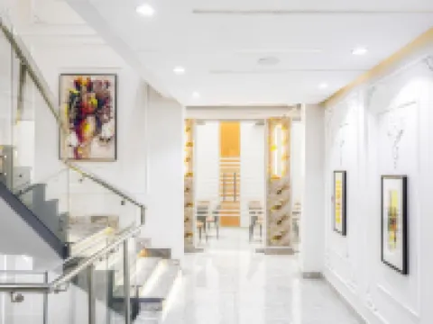 Executive Hotel and Suites Ξενοδοχεία στην πόλη Agege