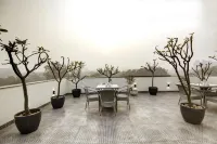 SALTSTAYZ SELECT - NEHRU PLACE & NEW FRIENDS COLONY - 4-Star