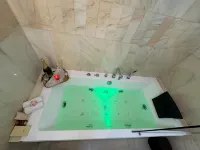 Cetatea Medievala - Hot Tub