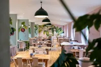 The Forest at Mount Congreve Gardens - Breakfast