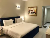 Galaxy Family Hotel Karachi Airport - Parkplatz