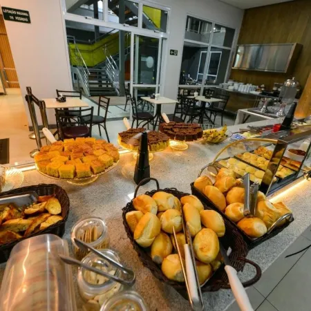 Vinds Economic Hotel Отели в г. Ипатинга