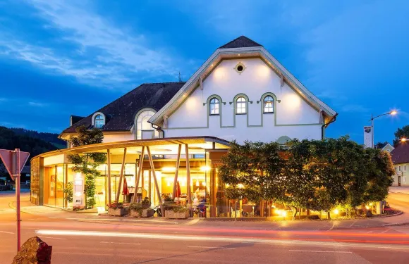 克萊納酒店-餐廳-咖啡廳