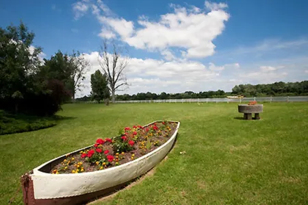 Logis Hôtel Restaurant la Vieille Ferme, Mâcon Nord Отели в г. Sennece-les-Macon