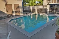 Burbank Inn and Suites