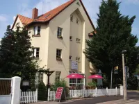 Pension & Café am Krähenberg - que admiten mascotas