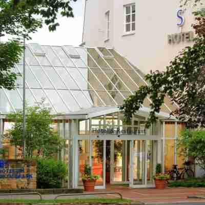 TOP城堡公園飯店 Hotel Exterior