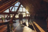 SJU Sjöar Hotels in Marks kommun