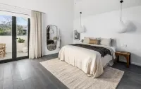 Maple Cottages, Berry - by Linnaeus Collection Hotels in Coolangatta