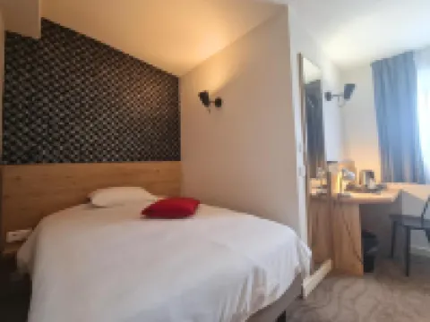 キリアド ヴァンヌ ソントレ ヴィーレ バンヌのホテル