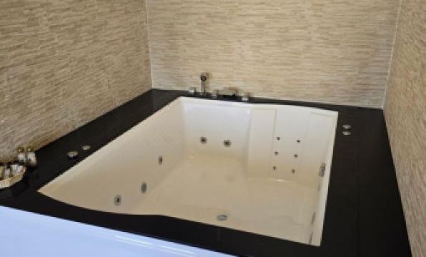 Grand Hotel Europa - Housity