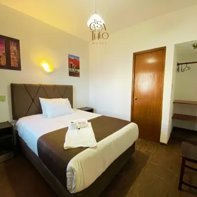 La Casa de Theo Hotels in 