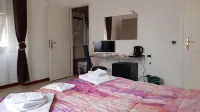 Il Giardino dei Limoni Room & Apartments Hotels in Savignone