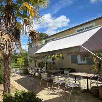 Green Hotels Poitiers Hotel Exterior