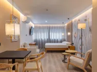 HA RETIRO Suites Hotels near Retiro