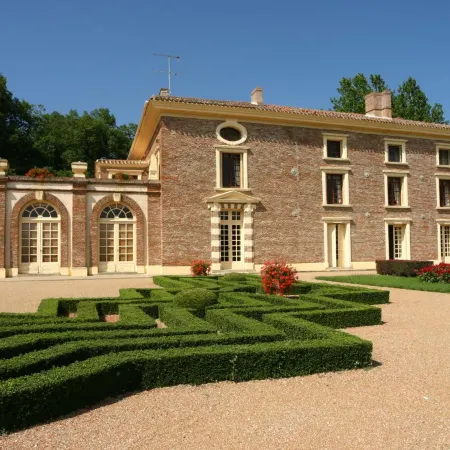 Chateau de Roques
