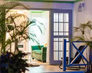 Sunset Lane Apartment Hotel - Homestays