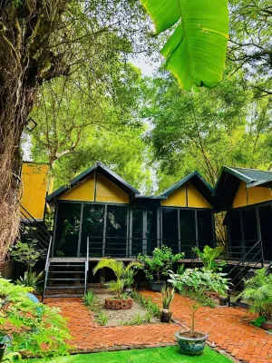 Choose Hideaway Homestay - parkir
