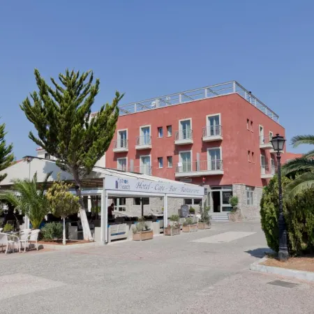 Astros Beach Boutique Hotel