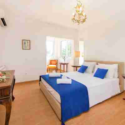 Villa Dora Rooms