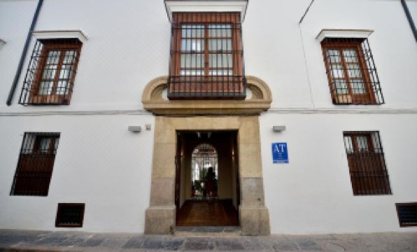 ApartaSuites Alberca Deluxe