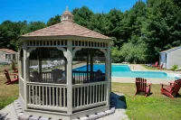 Kennebunk Gallery Motel and Cottages Hotels in Sanford