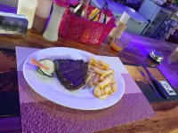 Monty's Riverside View Resort Hotel a San Antonio