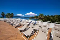 Résidence Néméa le Cap Azur Hotels in Saint-Mandrier-sur-Mer