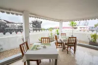 ستون تاون فيو إن