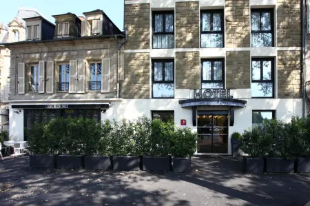 Hôtel le Collonges TV connecté Wifi Netflix Отели рядом с достопримечательностью «Denoix»