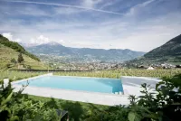 Schloss Plars Wine & Suites - piscina