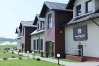 Biała Akacja Resort & Business Отели в г. 