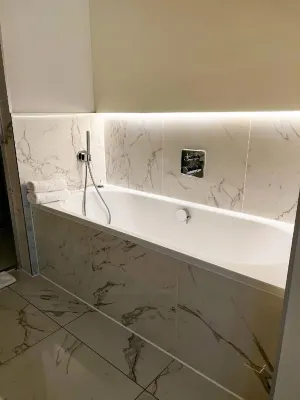 The Galaxie Hotels near Summertown Library