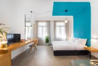 MONK Monastiraki Suites