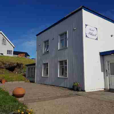 Guesthouse Mikael Hotel Exterior