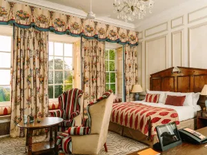 Lainston House