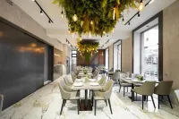 Hotel Dynasty Hotels in Zovuni