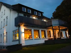 Lübkes Ferienwohnungen & Apartments