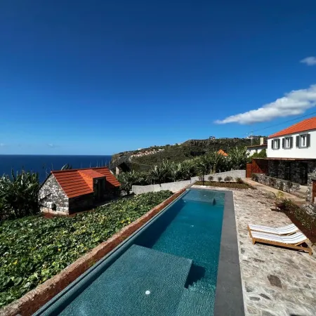Casas Do Laranjo- Cottages & Infinity Pool by Brugrani