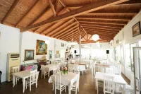 Kompleksi Aljoma Hotels in Fushe Gjonem
