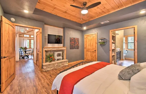 現代Broken Bow小木屋：大甲板，燒烤和涼亭