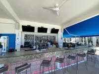 Seaview Beach Hotel - bar