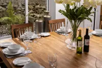 Elderburn Lodges - Parkplatz