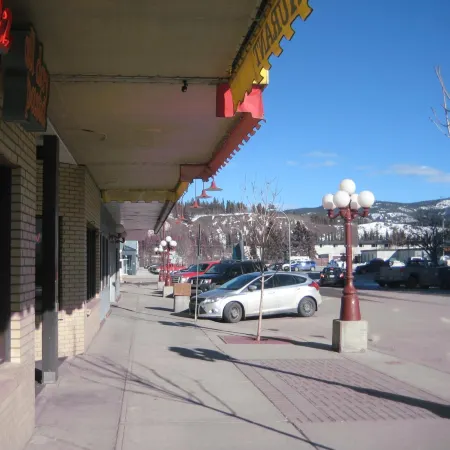 Elite Hotel -Downtown Center- "Ski & Northern Light Tour" "Hot Spring Tour "Long-Term stay"