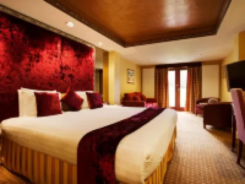 ベスト ウエスタン プラス グリムズ ダイク ホテル ハーロウのホテル