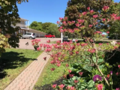 Fair Isle Motel Hotels in Queens County