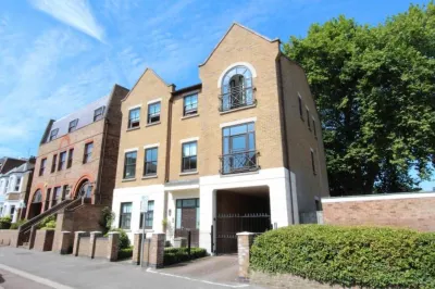 Hampden Apartments - the Catherine