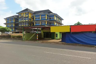 RedDoorz near Taman Merdeka Metro Lampung Hotel dekat Lapangan samber